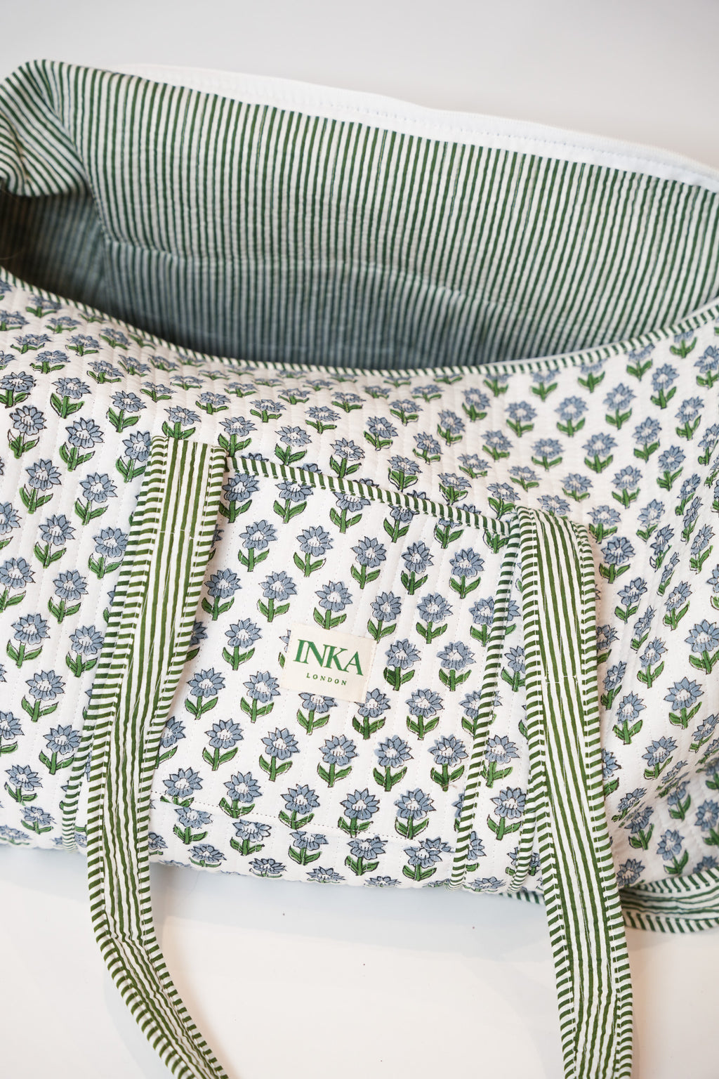 The Daisy Duffle Bag